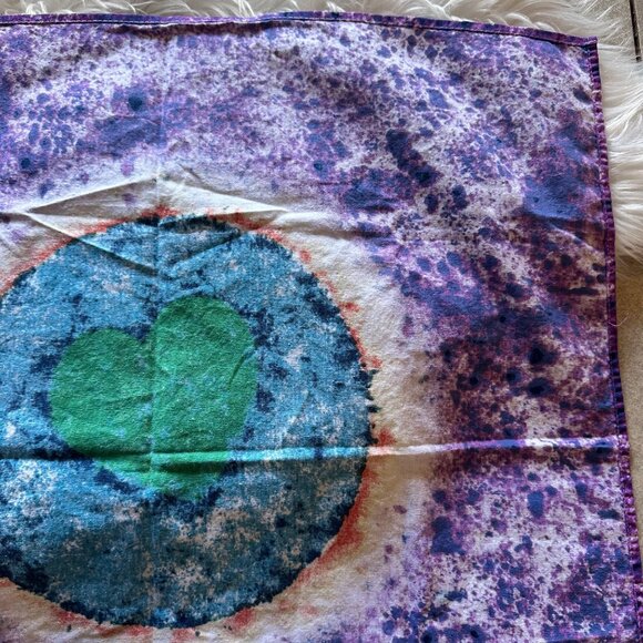Penzeys Hippie Boho Tie Dye Bandana Wall Art Love Heal the World Cloth Square - Picture 9 of 12